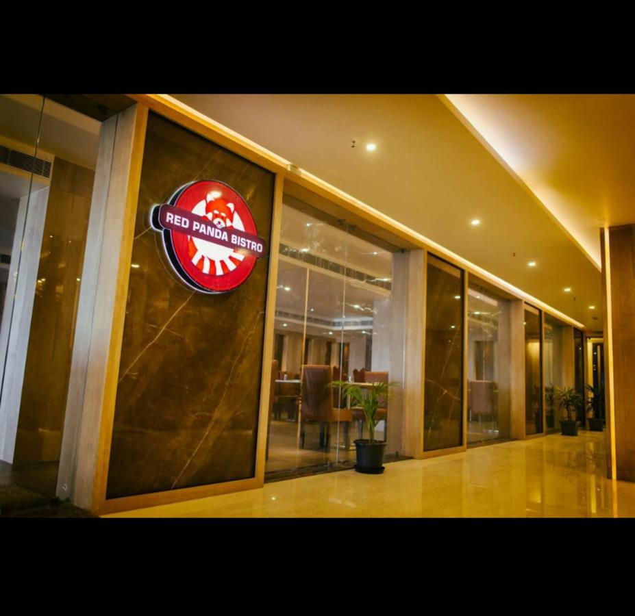 Prism A Boutique Hotel Jorhāt Esterno foto